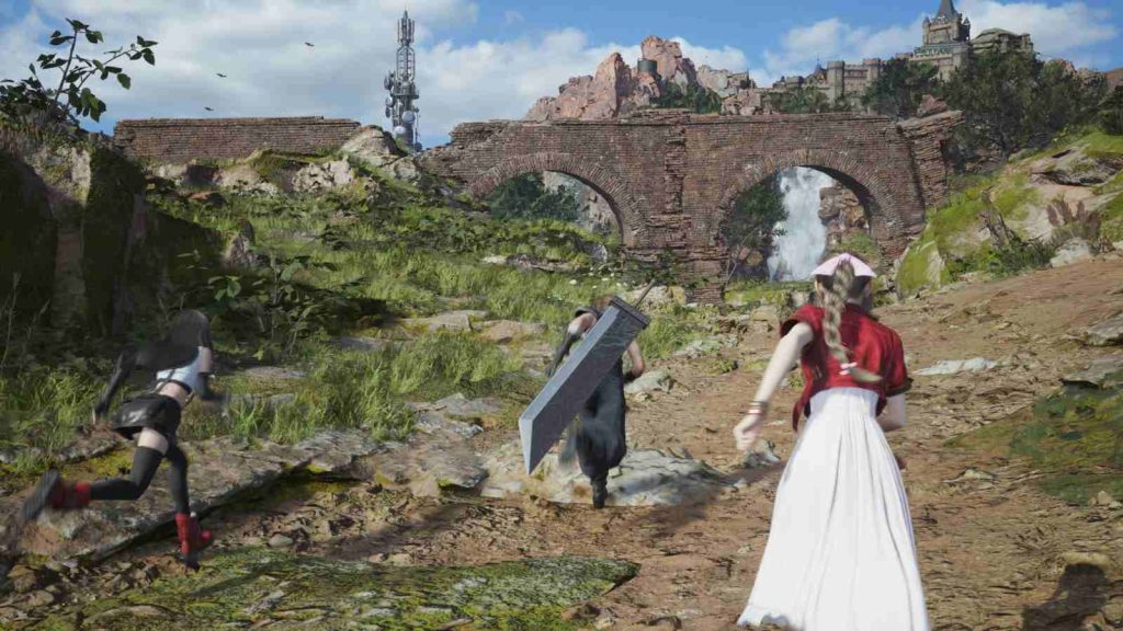 Tifa, Cloud, and Yurith running through ruins in Final Fantasy 7 Rebirth official screenshot