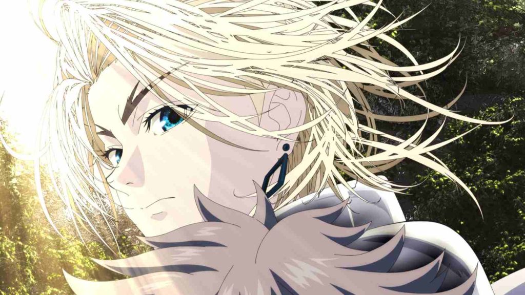 Close up of Elma turning his head to look back in episode 1 of The Exiled Heavy Knight Knows How to Game the System anime